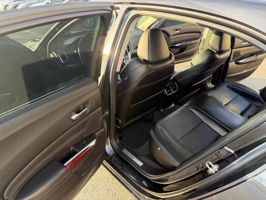 Acura TLX 9-Spd AT SH-AWD w/Technology Package 2015