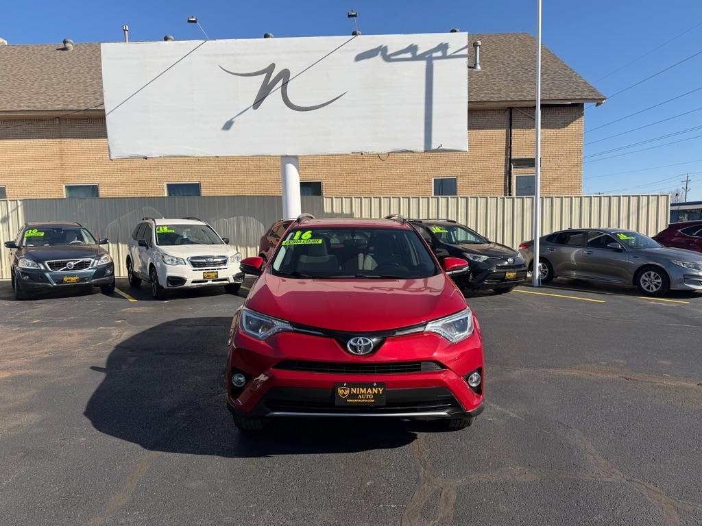 Toyota RAV4 XLE FWD 2016