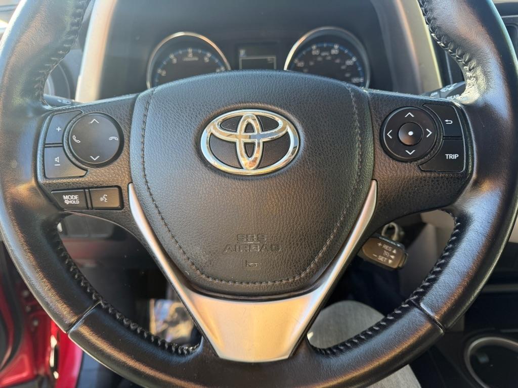 Toyota RAV4 XLE FWD 2016
