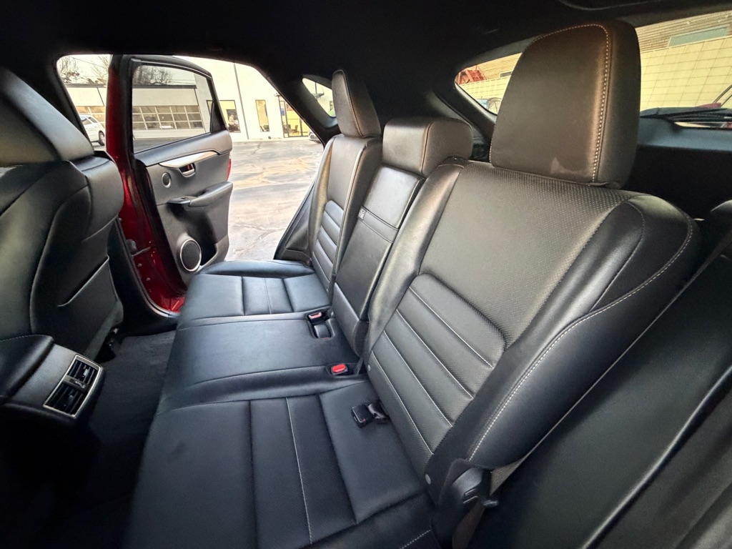 Lexus NX 200t FWD 2016