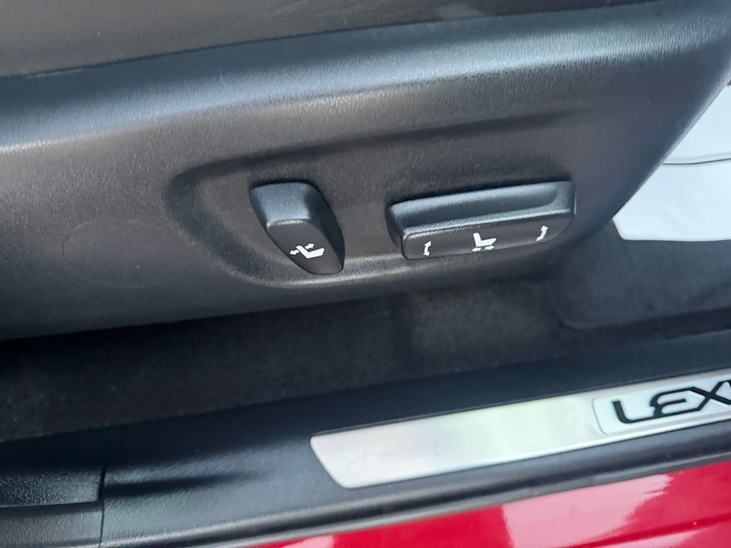 Lexus NX 200t FWD 2016