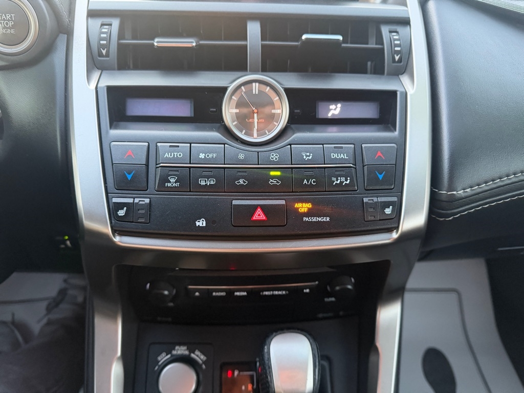 Lexus NX 200t FWD 2016