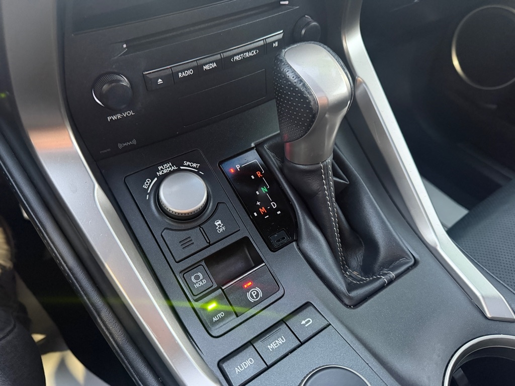 Lexus NX 200t FWD 2016