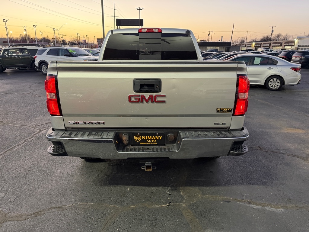 GMC Sierra 1500 SLE Crew Cab Long Box 4WD 2017