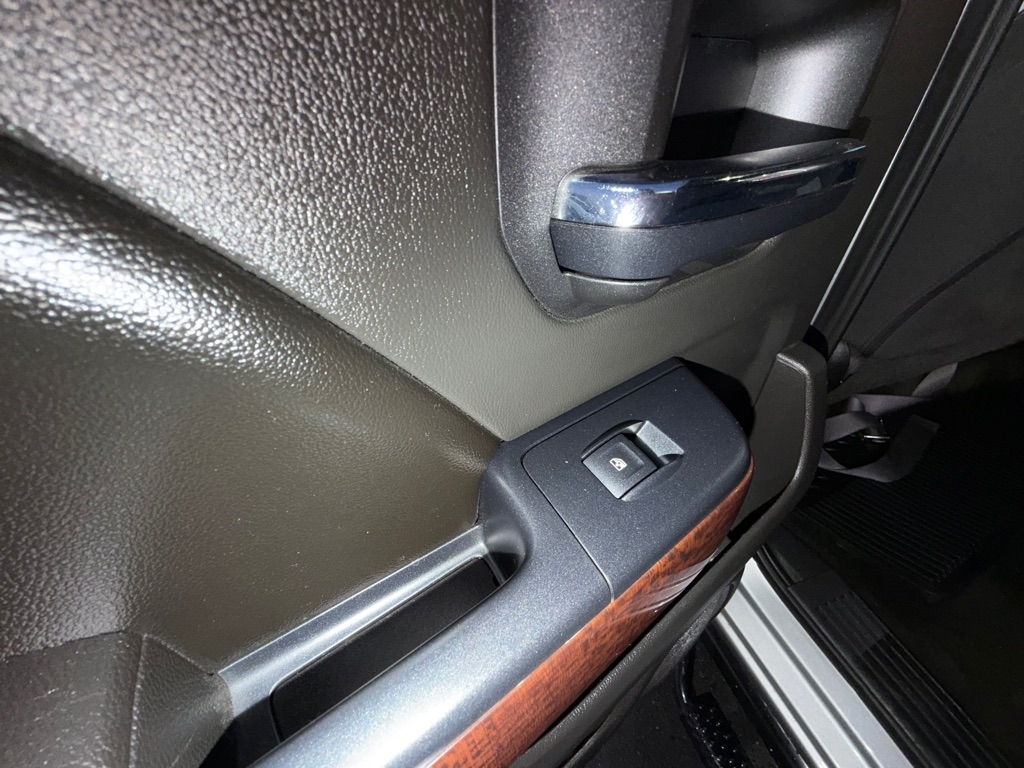 GMC Sierra 1500 SLE Crew Cab Long Box 4WD 2017