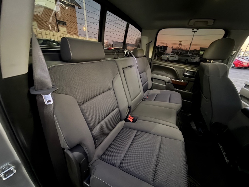 GMC Sierra 1500 SLE Crew Cab Long Box 4WD 2017