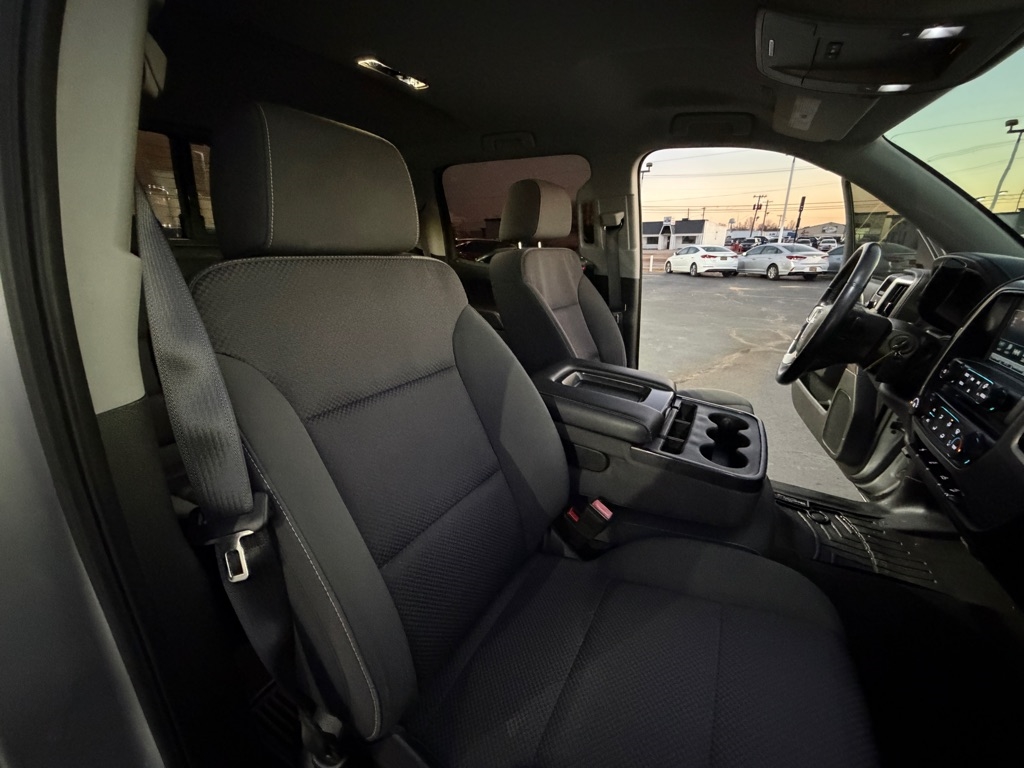 GMC Sierra 1500 SLE Crew Cab Long Box 4WD 2017