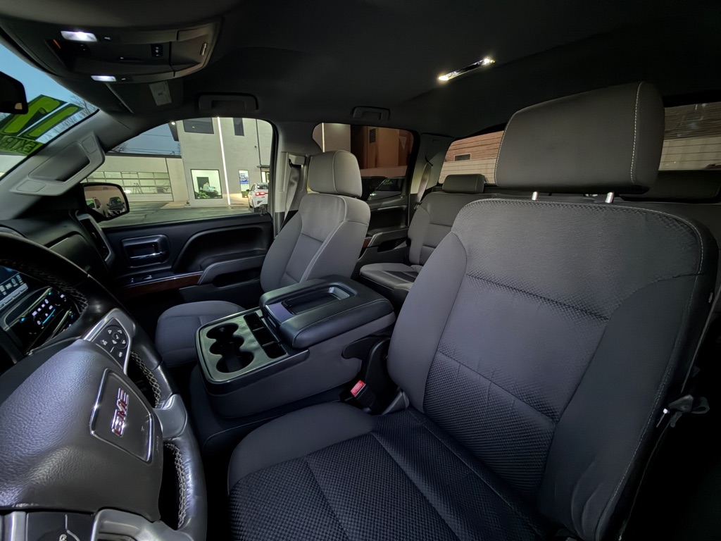 GMC Sierra 1500 SLE Crew Cab Long Box 4WD 2017