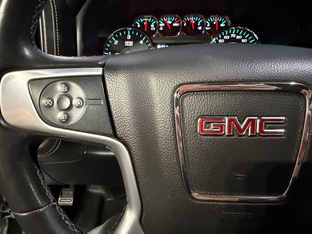 GMC Sierra 1500 SLE Crew Cab Long Box 4WD 2017