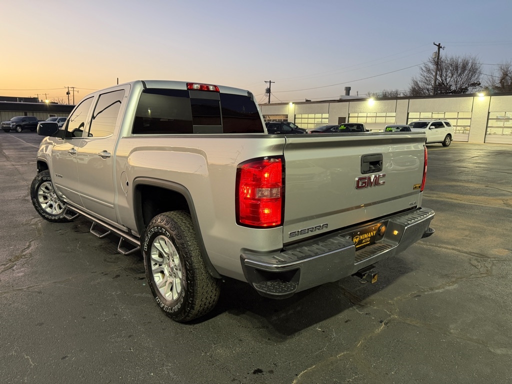 GMC Sierra 1500 SLE Crew Cab Long Box 4WD 2017