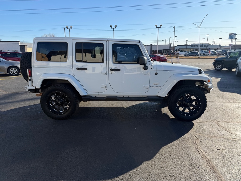 Jeep Wrangler Unlimited Sahara 4WD 2014