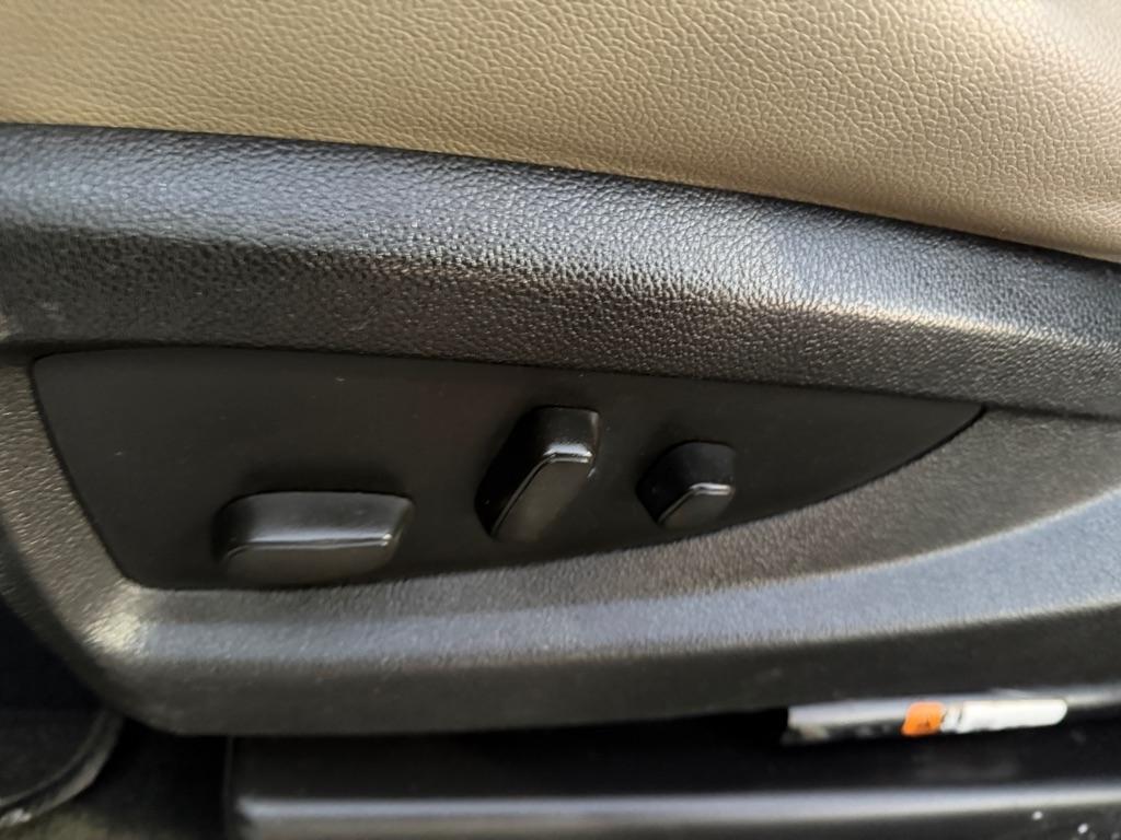 GMC Sierra 1500 SLE Crew Cab 4WD 2014