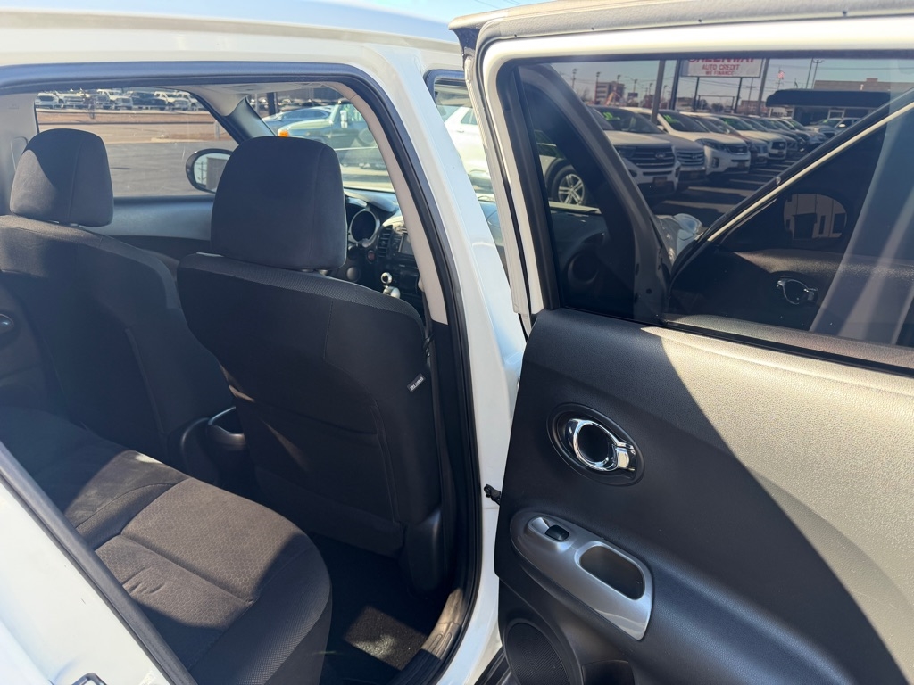 Nissan Juke S FWD 2014