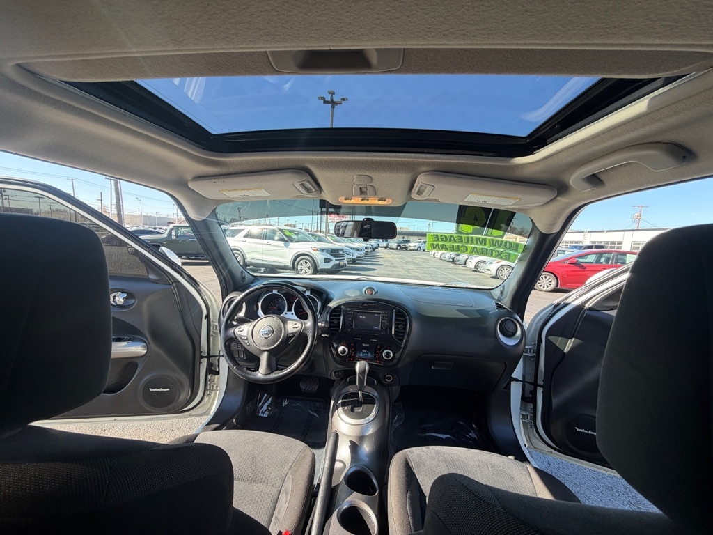 Nissan Juke S FWD 2014