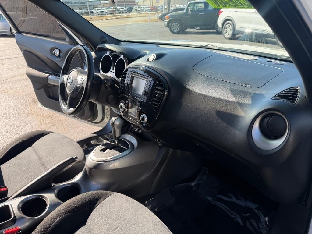 Nissan Juke S FWD 2014