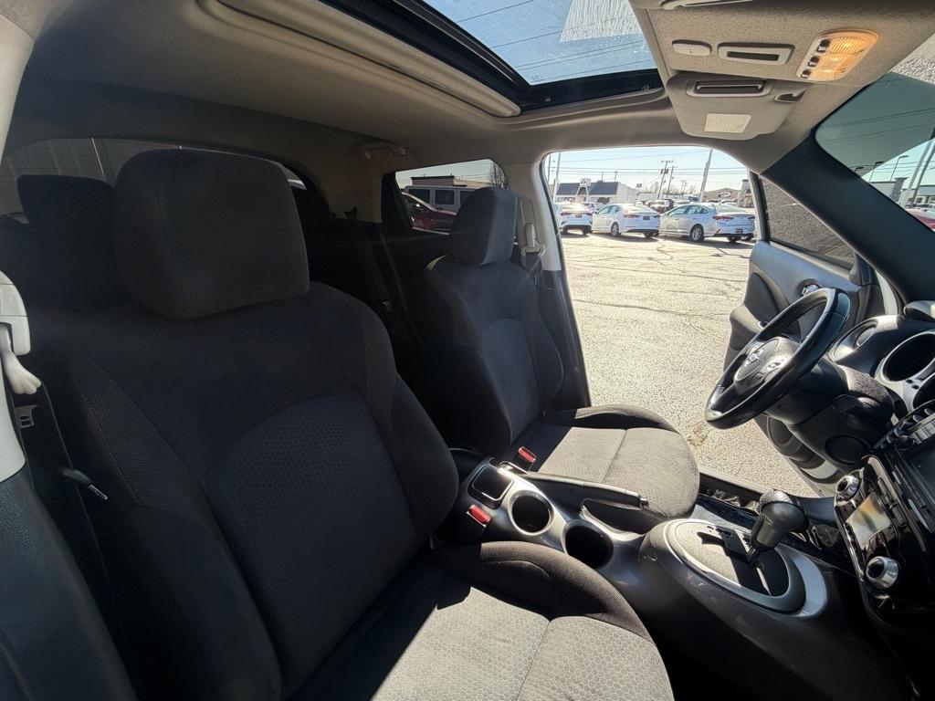 Nissan Juke S FWD 2014