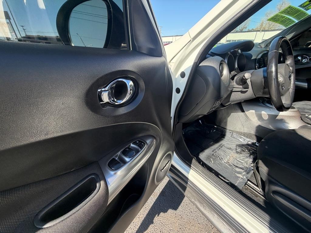 Nissan Juke S FWD 2014