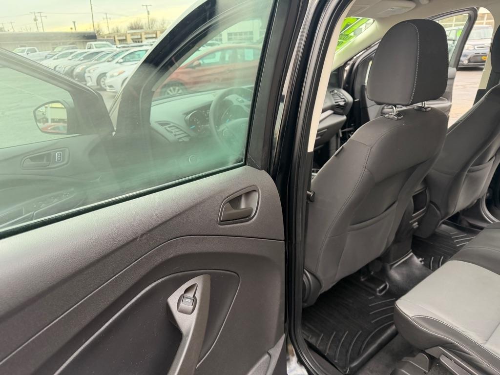 Ford Escape S FWD 2017