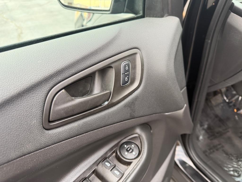 Ford Escape S FWD 2017