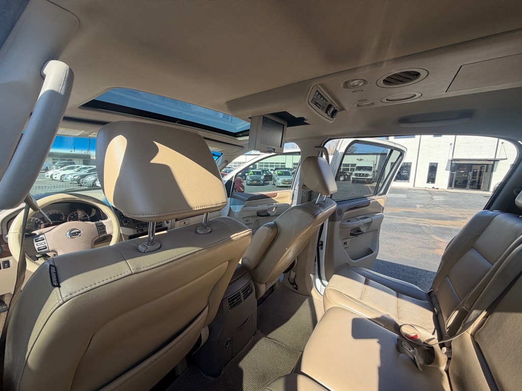 Nissan Armada SV 2WD 2011