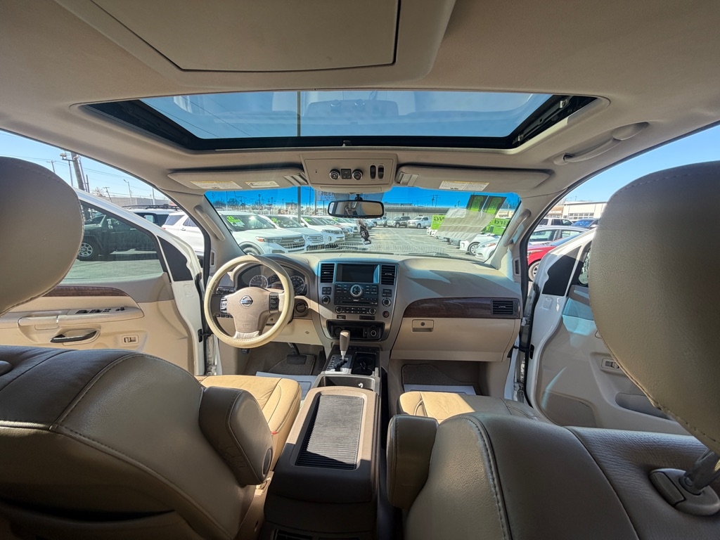 Nissan Armada SV 2WD 2011