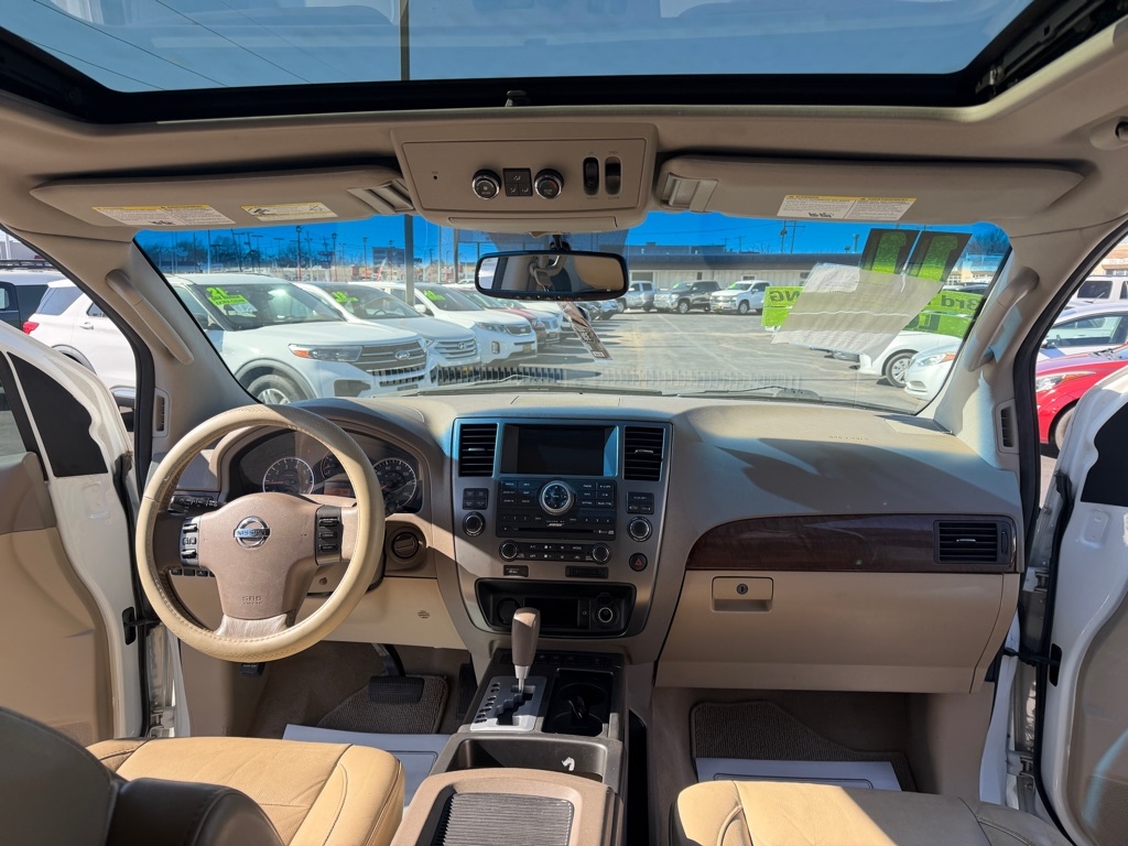 Nissan Armada SV 2WD 2011