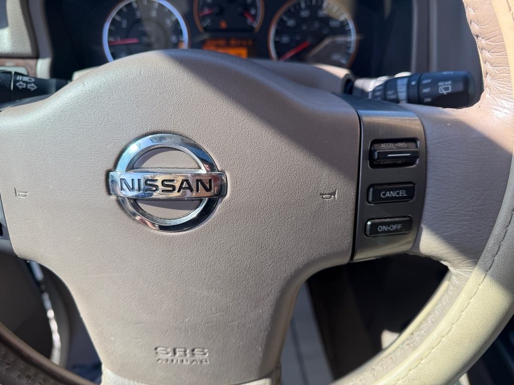 Nissan Armada SV 2WD 2011
