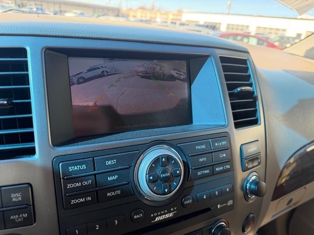 Nissan Armada SV 2WD 2011