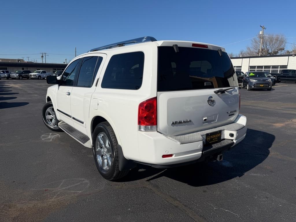 Nissan Armada SV 2WD 2011