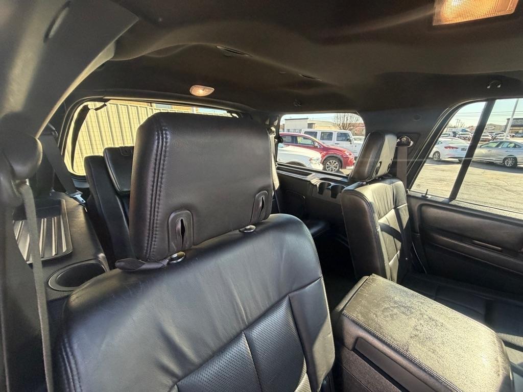 Lincoln Navigator 2WD 2011