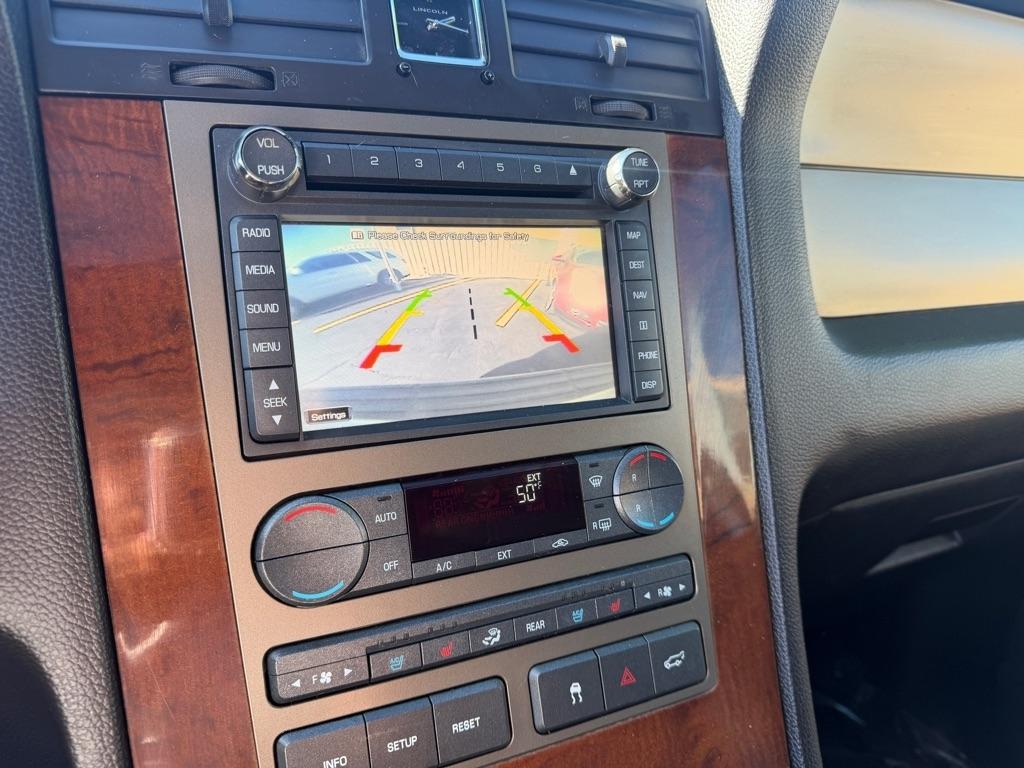 Lincoln Navigator 2WD 2011