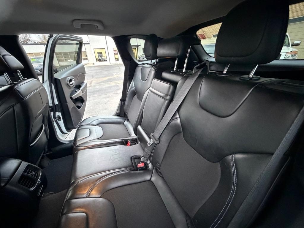 Jeep Cherokee Latitude Plus FWD 2019