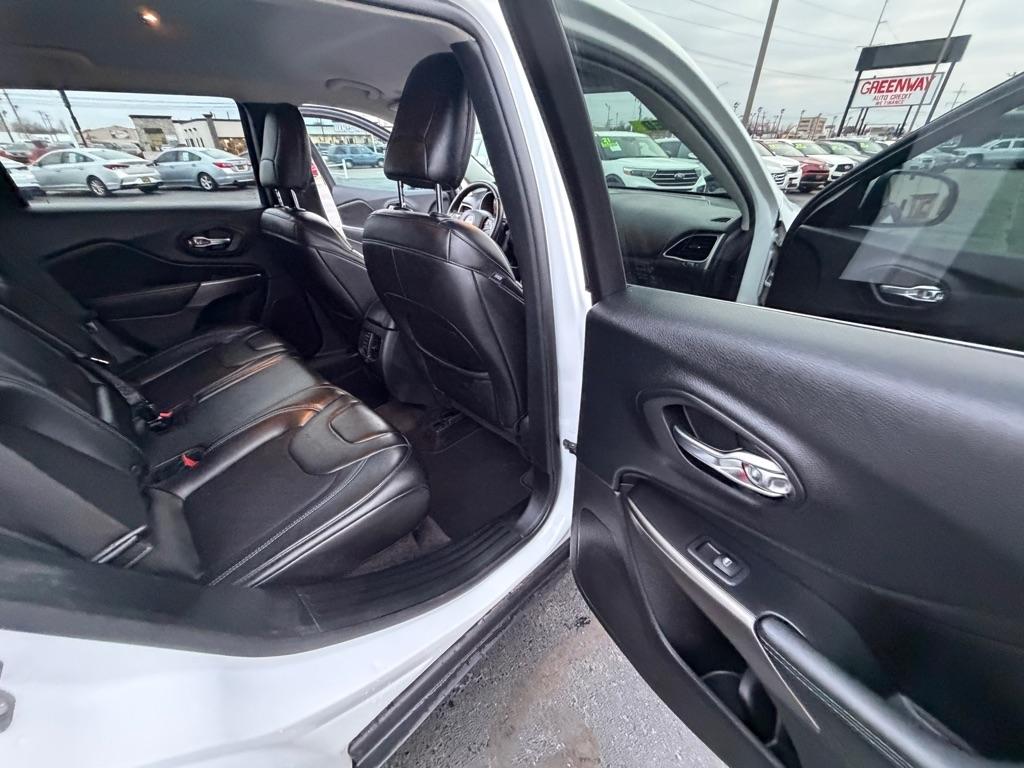 Jeep Cherokee Latitude Plus FWD 2019