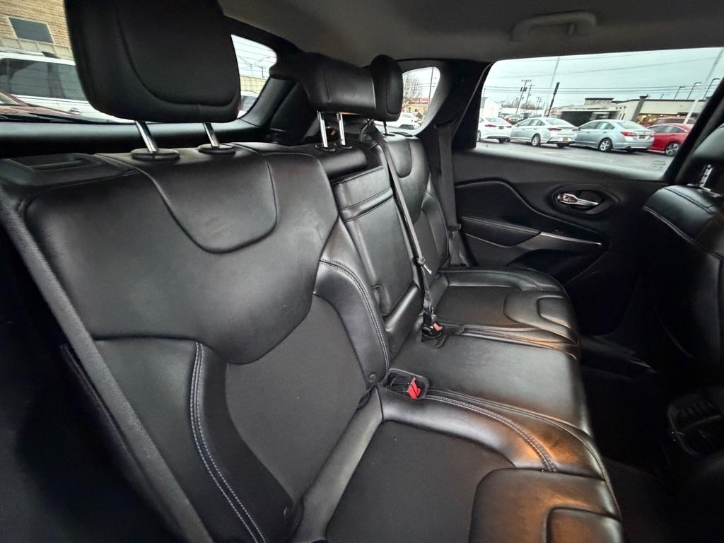 Jeep Cherokee Latitude Plus FWD 2019