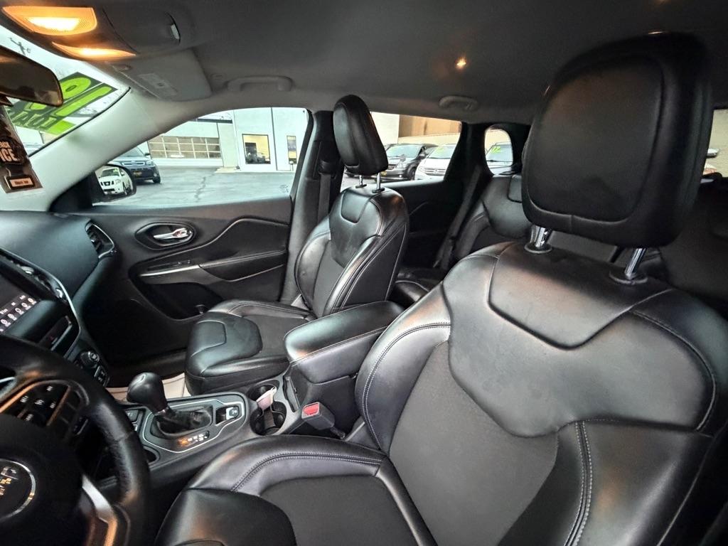 Jeep Cherokee Latitude Plus FWD 2019