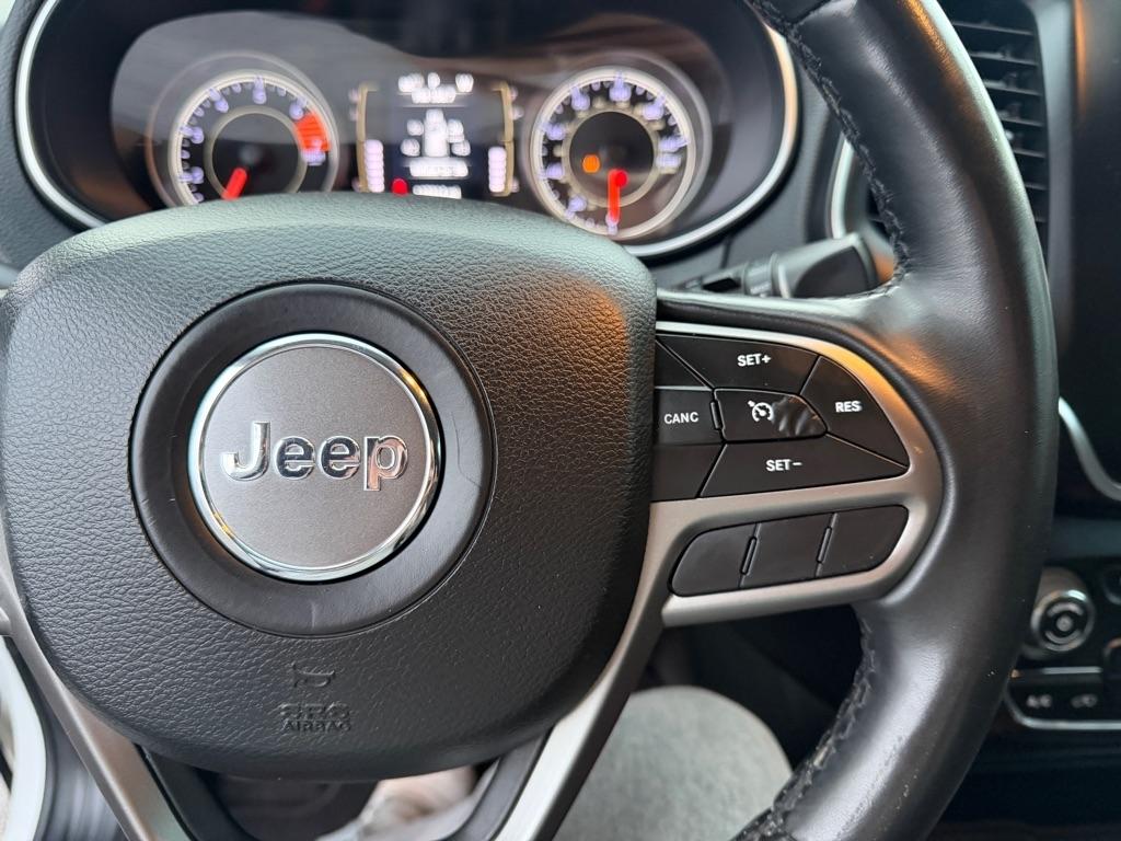 Jeep Cherokee Latitude Plus FWD 2019