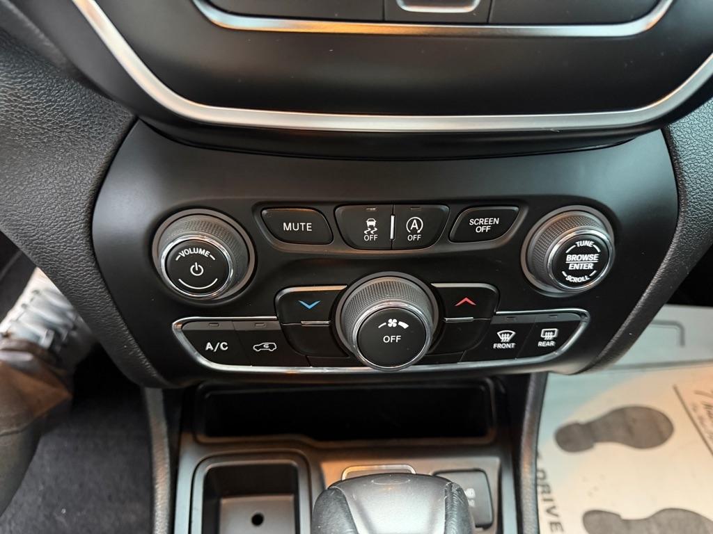 Jeep Cherokee Latitude Plus FWD 2019