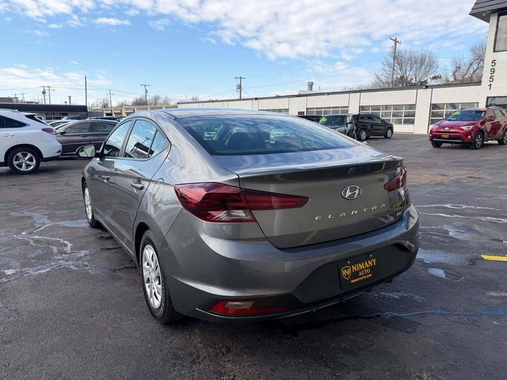 Hyundai Elantra SE 6M 2019
