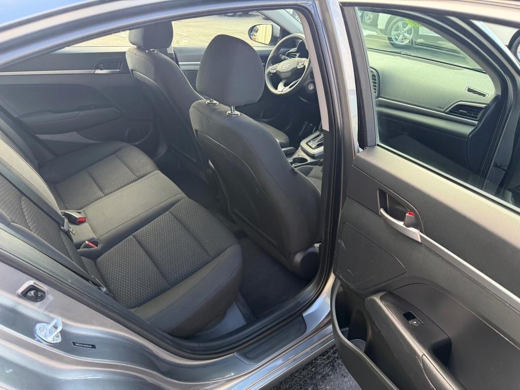 Hyundai Elantra SE 6M 2019