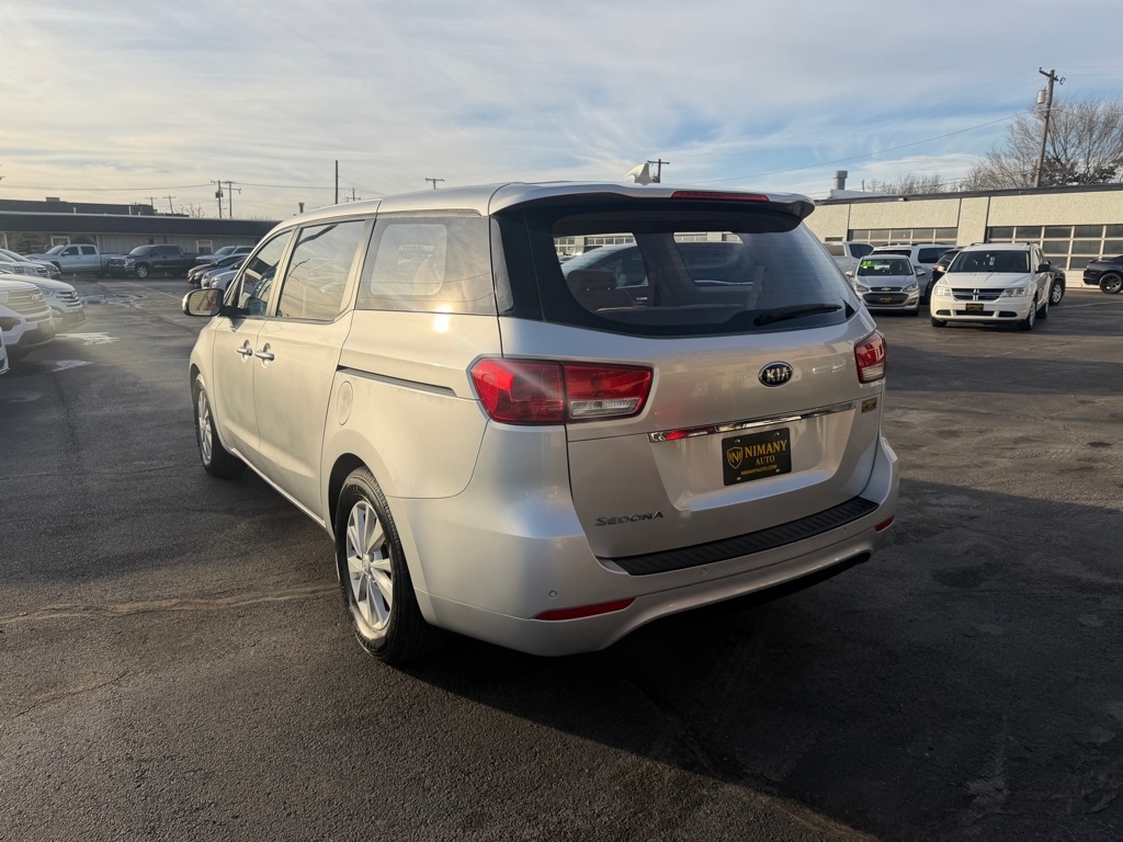 Kia Sedona L 2015