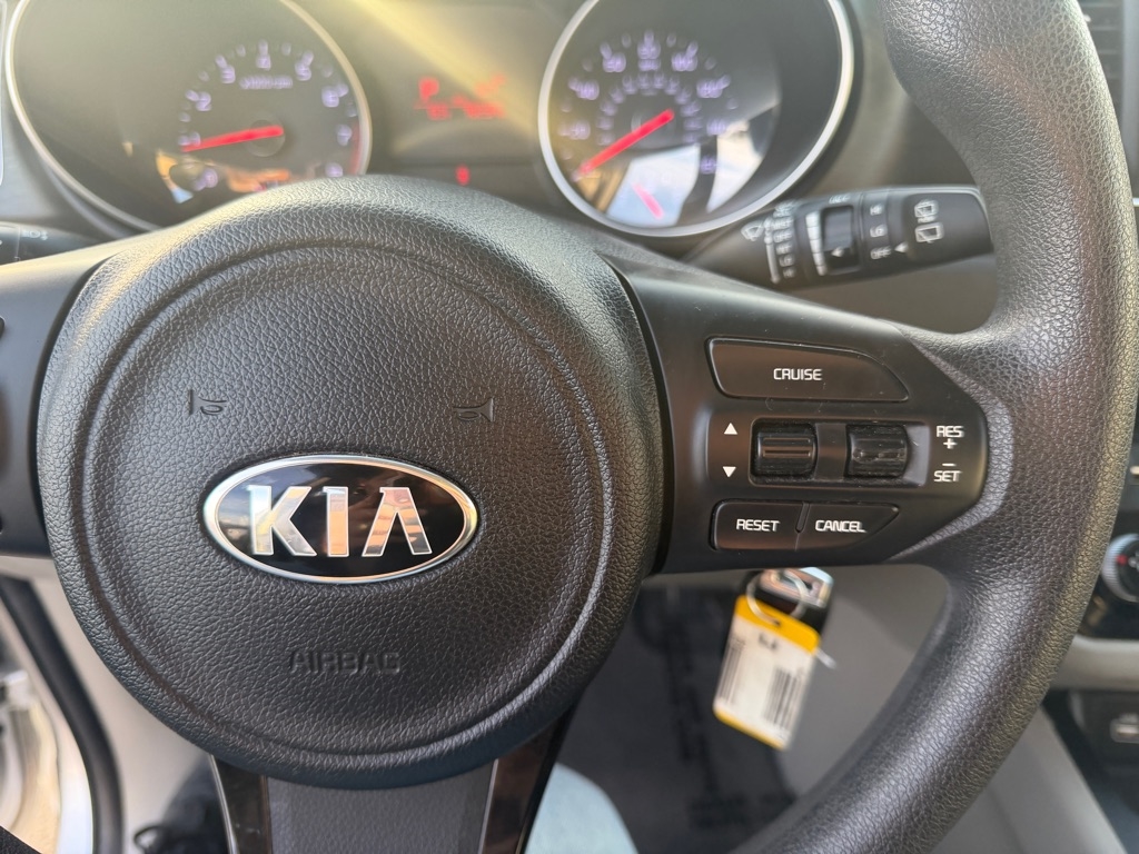 Kia Sedona L 2015