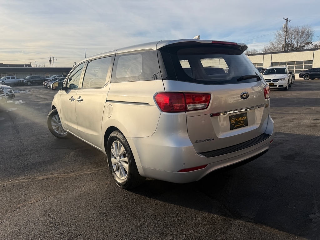 Kia Sedona L 2015
