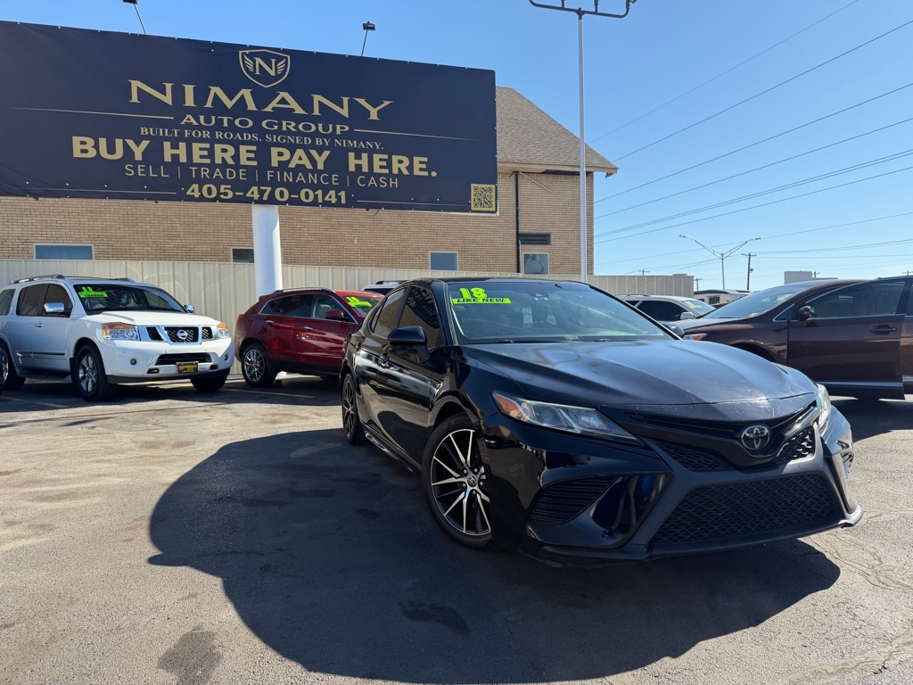 2018 Toyota Camry SE