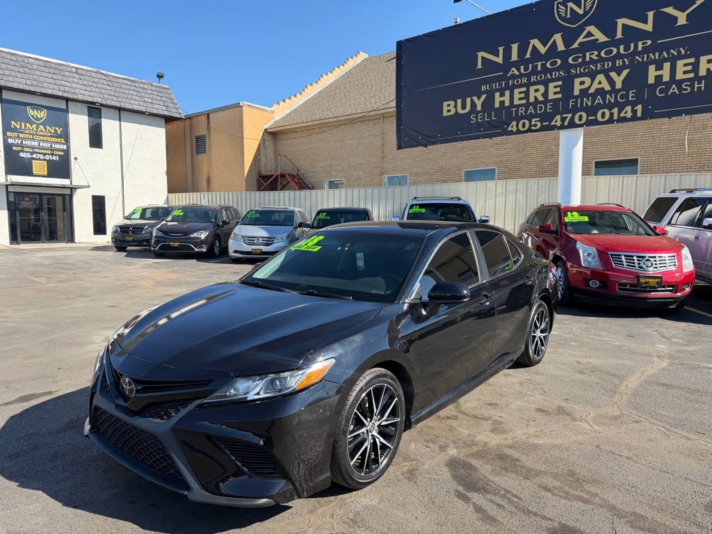 Toyota Camry SE 2018