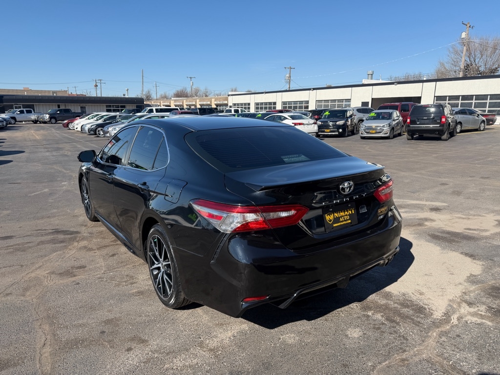 Toyota Camry SE 2018