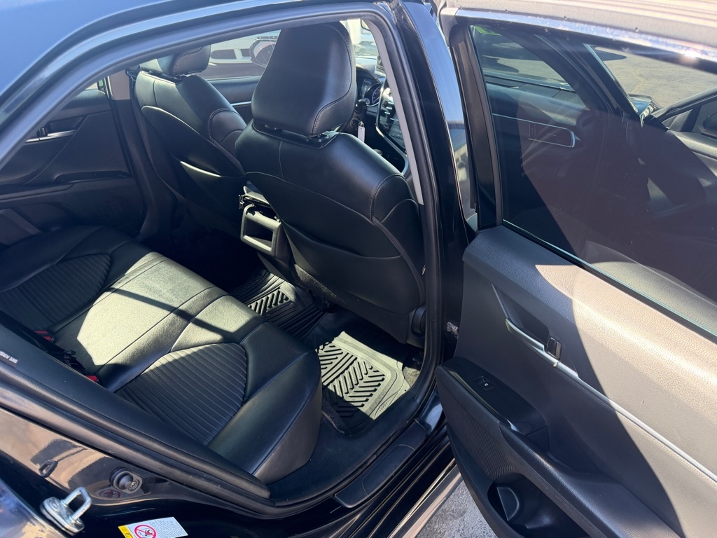 Toyota Camry SE 2018