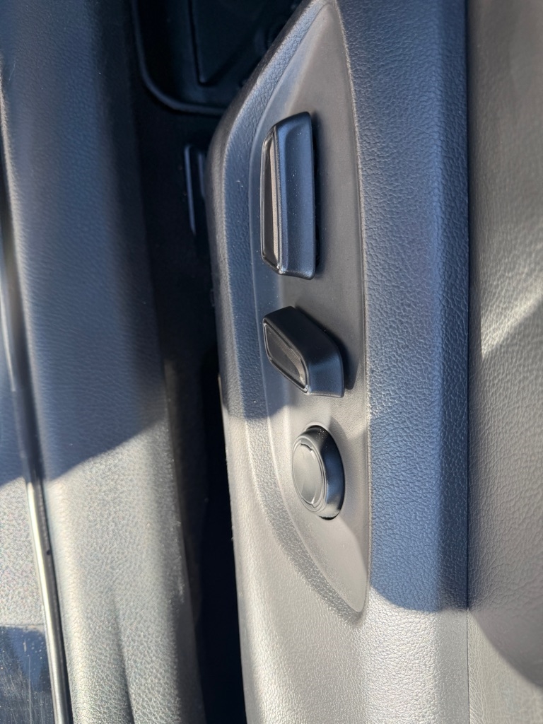 Toyota Camry SE 2018