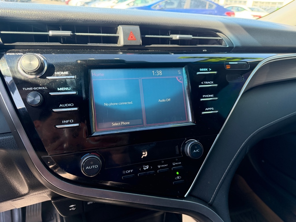 Toyota Camry SE 2018