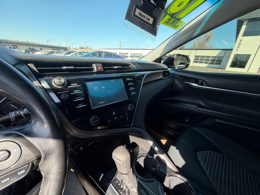 Toyota Camry SE 2018