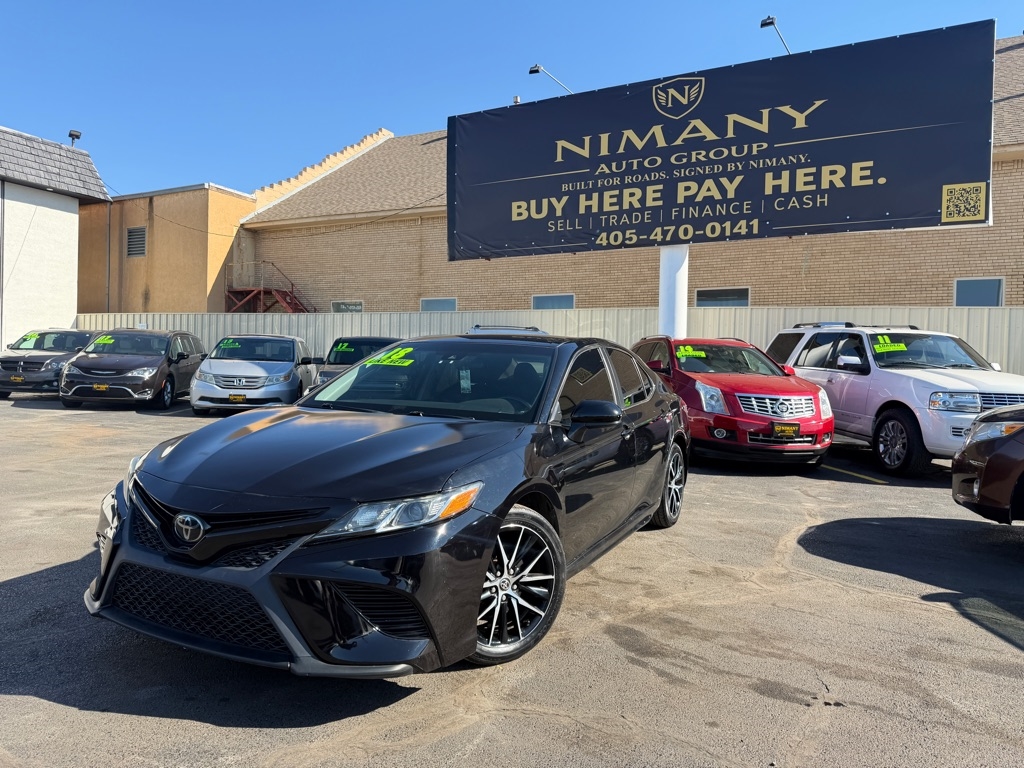 Toyota Camry SE 2018